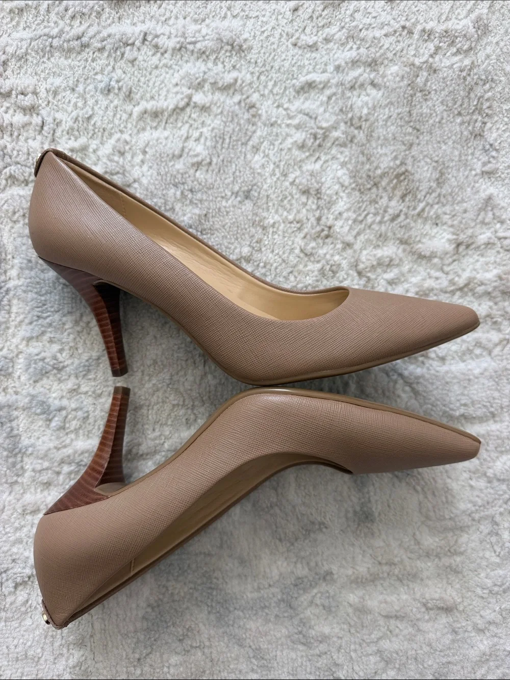 Michael Kors classic pointed